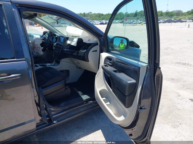 2018 Dodge Grand Caravan Se მანქანა იყიდება აუქციონზე, vin: 2C4RDGBG2JR190647, აუქციონის ნომერი: 45137449