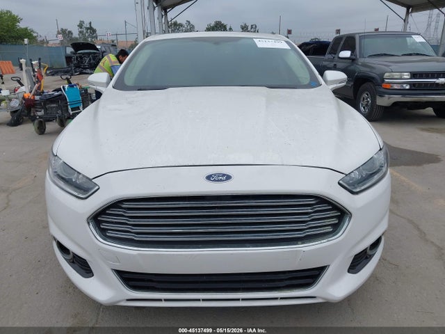 3FA6P0HD1GR115686 Ford FUSION SE