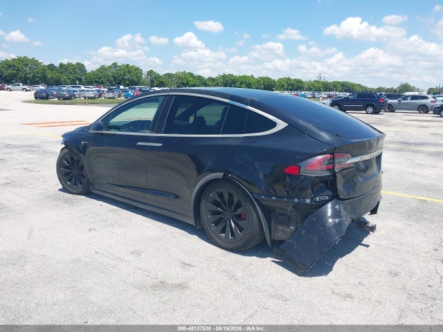45137530 :رقم المزاد ، 5YJXCDE43KF186128 vin ، 2019 Tesla Model X P100d/performance مزاد بيع