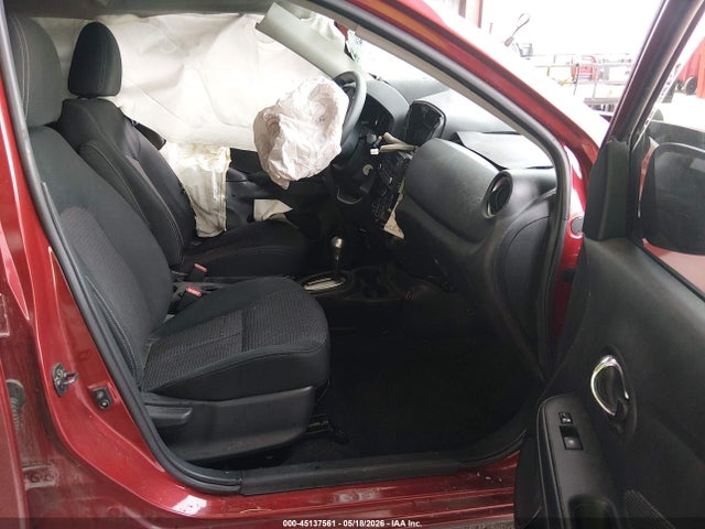 45137561 :رقم المزاد ، 3n1cn7ap3jl801662 vin ، 2018 Nissan Versa S/s Plus/sv/sl مزاد بيع