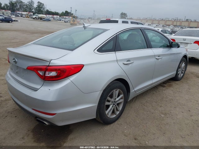 Hyundai SONATA SE 2015 5NPE24AF8FH165252 Image 4