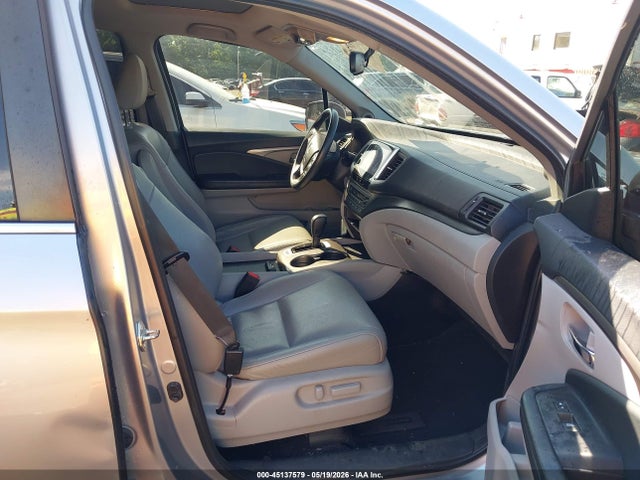 Продаж на аукціоні авто 2017 Honda Pilot Ex-l, vin: 5FNYF6H51HB101002, номер лоту: 45137579