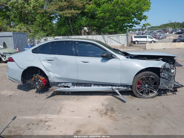 Продажа на аукционе авто 2026 Bmw M5, vin: WBS83FK02TCV22294, номер лота: 45137623