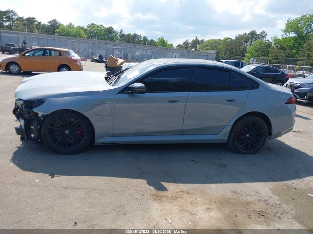 Продажа на аукционе авто 2026 Bmw M5, vin: WBS83FK02TCV22294, номер лота: 45137623