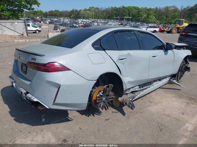 Продажа на аукционе авто 2026 Bmw M5, vin: WBS83FK02TCV22294, номер лота: 45137623
