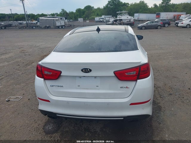 45137634 :رقم المزاد ، 5XXGR4A61FG427418 vin ، 2015 Kia Optima Sxl Turbo مزاد بيع