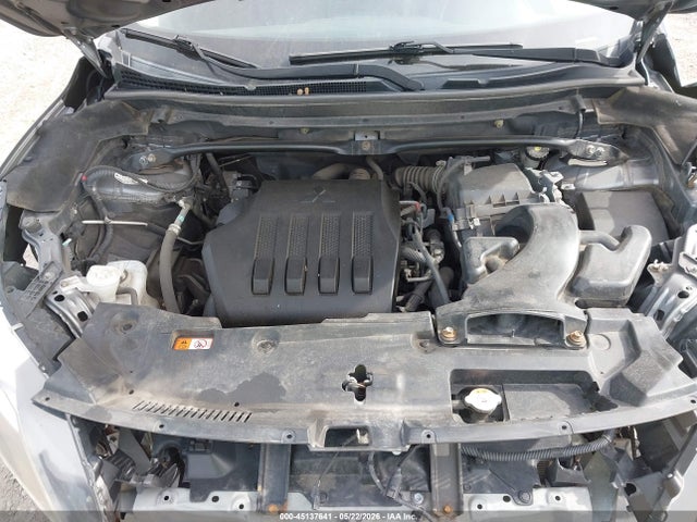 45137641 :رقم المزاد ، JA4AT5AA8JZ050913 vin ، 2018 Mitsubishi Eclipse Cross Sel مزاد بيع