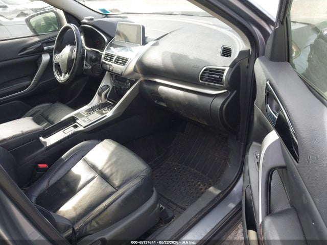 45137641 :رقم المزاد ، JA4AT5AA8JZ050913 vin ، 2018 Mitsubishi Eclipse Cross Sel مزاد بيع