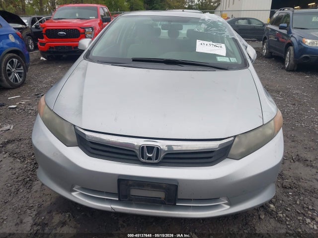 45137648 :رقم المزاد ، 2HGFB2F51CH588219 vin ، 2012 Honda Civic Lx مزاد بيع