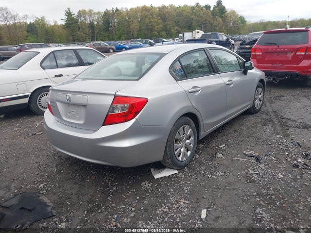 45137648 :رقم المزاد ، 2HGFB2F51CH588219 vin ، 2012 Honda Civic Lx مزاد بيع