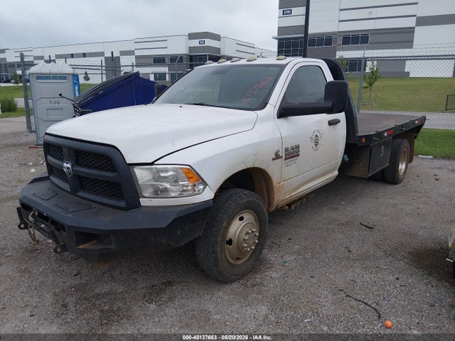 45137663 :رقم المزاد ، 3C7WRTBLXJG180208 vin ، 2018 Ram 3500 Chassis Tradesman/slt مزاد بيع