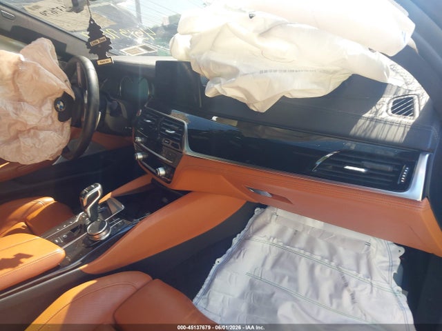 Продажа на аукционе авто 2018 Bmw M5, vin: WBSJF0C57JB282016, номер лота: 45137679