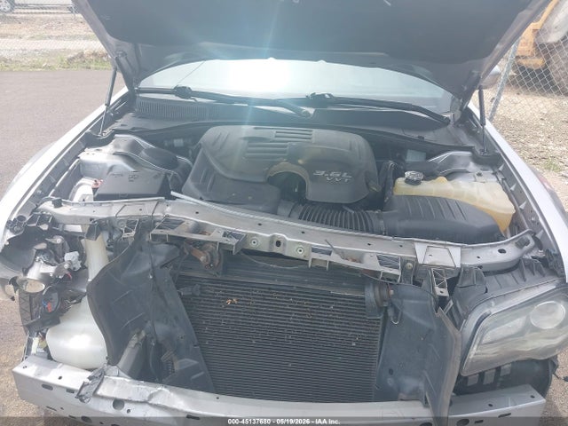 45137680 :رقم المزاد ، 2C3CCAGG7JH141338 vin ، 2018 Chrysler 300 300s Awd مزاد بيع