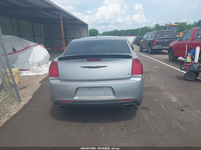 45137680 :رقم المزاد ، 2C3CCAGG7JH141338 vin ، 2018 Chrysler 300 300s Awd مزاد بيع