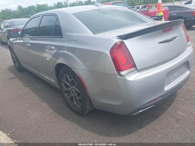 45137680 :رقم المزاد ، 2C3CCAGG7JH141338 vin ، 2018 Chrysler 300 300s Awd مزاد بيع