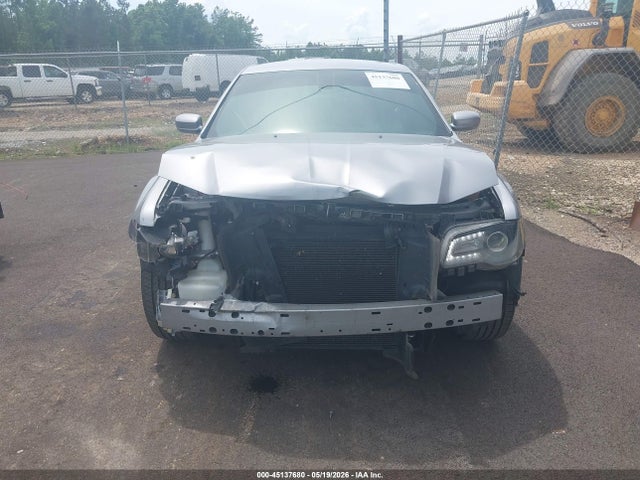 45137680 :رقم المزاد ، 2C3CCAGG7JH141338 vin ، 2018 Chrysler 300 300s Awd مزاد بيع