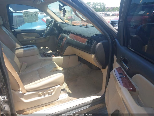 Продаж на аукціоні авто 2007 Chevrolet Tahoe Ltz, vin: 1GNFK13007R310992, номер лоту: 45137682