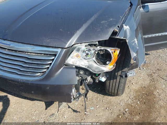 Продаж на аукціоні авто 2015 Chrysler Town & Country Touring, vin: 2C4RC1BG6FR521978, номер лоту: 45137703