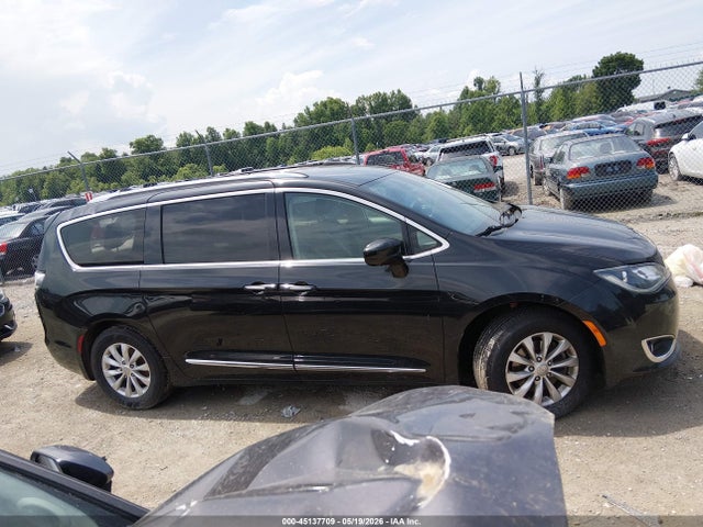 Aukcja sprzedaży 2018 Chrysler Pacifica Touring L, vin: 2C4RC1BG9JR170945, numer aukcji: 45137709