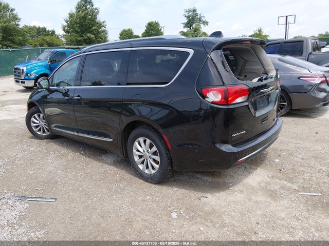 Aukcja sprzedaży 2018 Chrysler Pacifica Touring L, vin: 2C4RC1BG9JR170945, numer aukcji: 45137709
