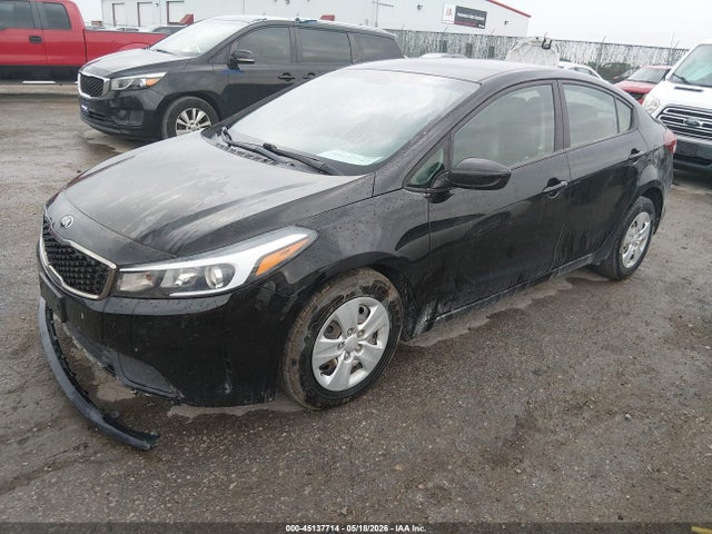 KIA FORTE LX 2017 3KPFK4A70HE058913 Image 2