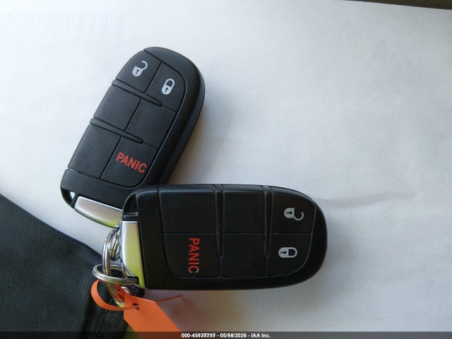 45137717 :رقم المزاد ، 3C4PDCBG2JT412276 vin ، 2018 Dodge Journey Sxt مزاد بيع