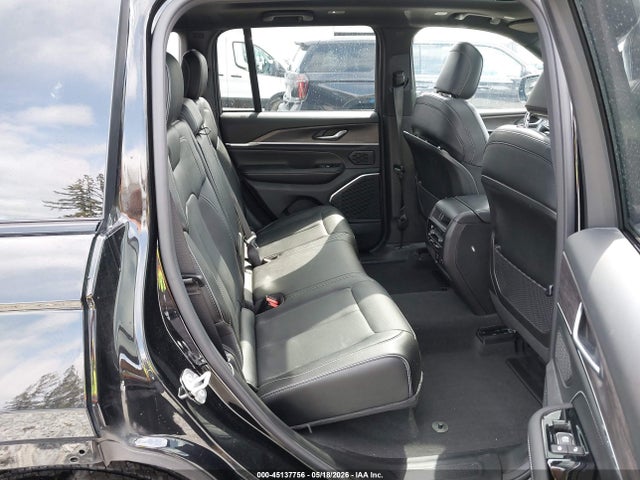 1C4RJHDG1P8740842 Jeep Grand Cherokee Overland 4x4