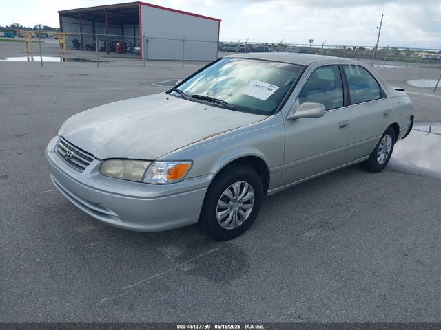 Продажа на аукционе авто 2000 Toyota Camry Ce, vin: 4T1BG22KXYU708982, номер лота: 45137780