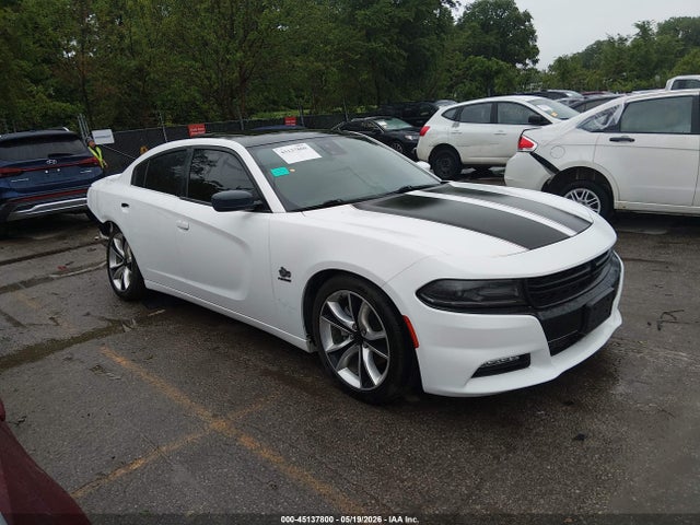 2015 Dodge Charger R/t მანქანა იყიდება აუქციონზე, vin: 2C3CDXCT3FH772355, აუქციონის ნომერი: 45137800