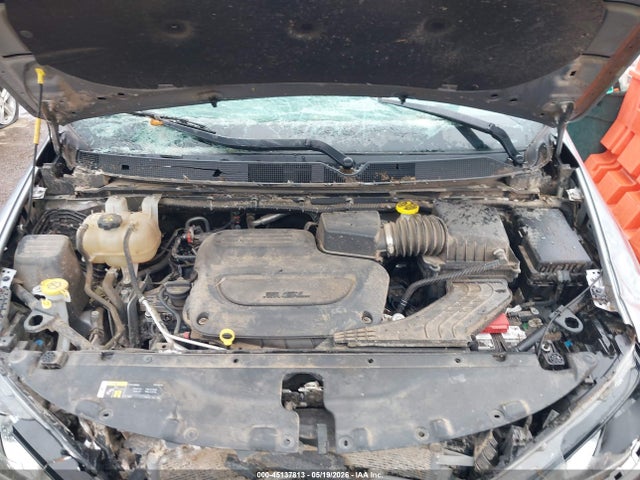 45137813 :رقم المزاد ، 2C4RC1BG4LR157233 vin ، 2020 Chrysler Pacifica Touring L مزاد بيع