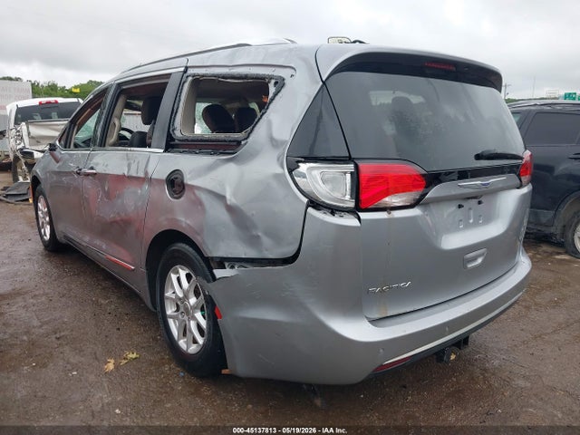 45137813 :رقم المزاد ، 2C4RC1BG4LR157233 vin ، 2020 Chrysler Pacifica Touring L مزاد بيع