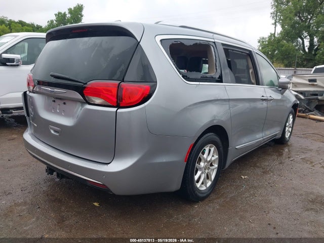 45137813 :رقم المزاد ، 2C4RC1BG4LR157233 vin ، 2020 Chrysler Pacifica Touring L مزاد بيع
