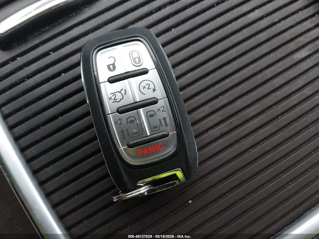 Продажа на аукционе авто 2021 Chrysler Pacifica Touring L, vin: 2C4RC1BGXMR593747, номер лота: 45137829