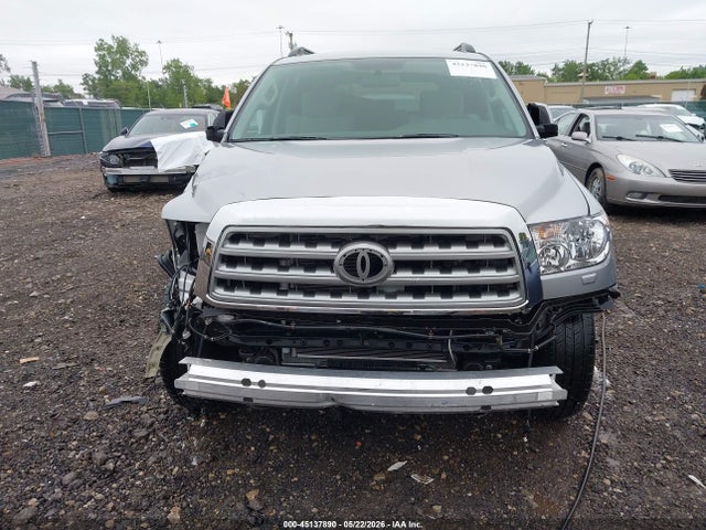 45137890 :رقم المزاد ، 5TDBW5G17BS050669 vin ، 2011 Toyota Sequoia Sr5 5.7l V8 مزاد بيع