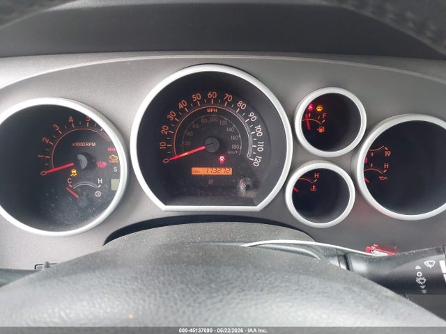 45137890 :رقم المزاد ، 5TDBW5G17BS050669 vin ، 2011 Toyota Sequoia Sr5 5.7l V8 مزاد بيع