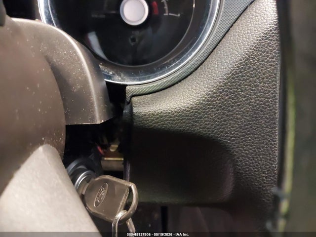45137906 :رقم المزاد ، 1ZVBP8AN2A5112636 vin ، 2010 Ford Mustang V6/v6 Premium مزاد بيع