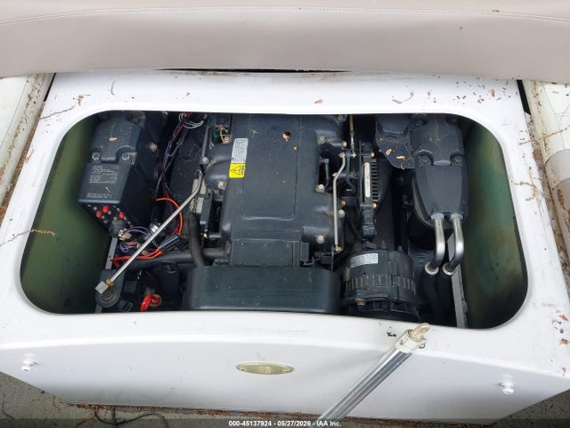 Auction sale of the 1997 Four Winns 240 Horizon, vin: FWNCG285D797, lot number: 45137924