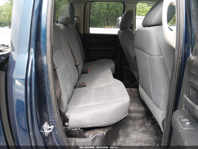 45137996 :رقم المزاد ، 1C6RR7FG0KS645658 vin ، 2019 Ram 1500 Classic Tradesman  4x4 6'4 Box مزاد بيع