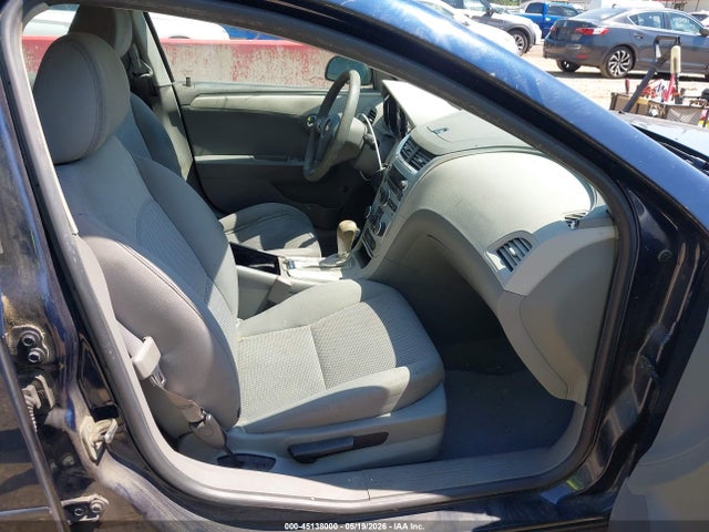 Продажа на аукционе авто 2011 Chevrolet Malibu Ls, vin: 1G1ZB5E17BF335894, номер лота: 45138000