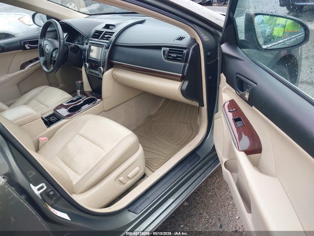 45138006 :رقم المزاد ، 4T4BF1FKXCR252875 vin ، 2012 Toyota Camry Se/le/xle مزاد بيع