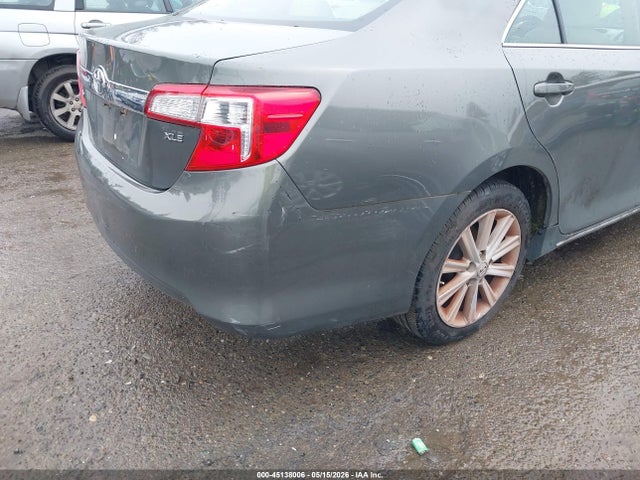 45138006 :رقم المزاد ، 4T4BF1FKXCR252875 vin ، 2012 Toyota Camry Se/le/xle مزاد بيع