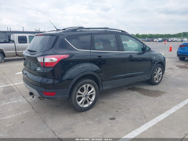 45138053 :رقم المزاد ، 1FMCU9GD8HUD95365 vin ، 2017 Ford Escape Se مزاد بيع