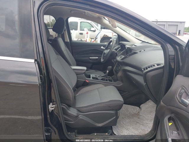 45138053 :رقم المزاد ، 1FMCU9GD8HUD95365 vin ، 2017 Ford Escape Se مزاد بيع