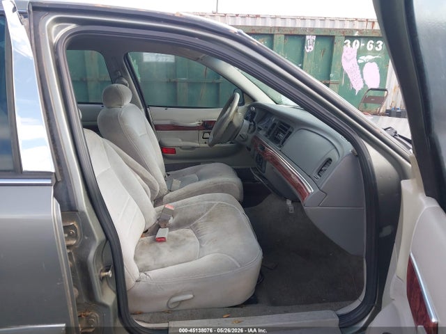 Aukcja sprzedaży 2001 Mercury Grand Marquis Gs, vin: 2MEFM74W61X705585, numer aukcji: 45138076