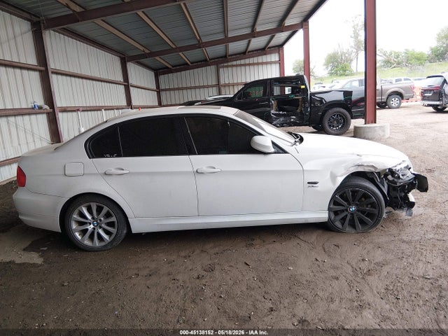 2011 Bmw 328i Xdrive მანქანა იყიდება აუქციონზე, vin: WBAPK7C52BF088037, აუქციონის ნომერი: 45138152