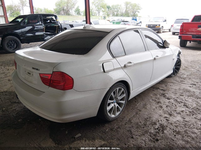 2011 Bmw 328i Xdrive მანქანა იყიდება აუქციონზე, vin: WBAPK7C52BF088037, აუქციონის ნომერი: 45138152