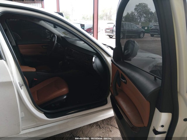 2011 Bmw 328i Xdrive მანქანა იყიდება აუქციონზე, vin: WBAPK7C52BF088037, აუქციონის ნომერი: 45138152