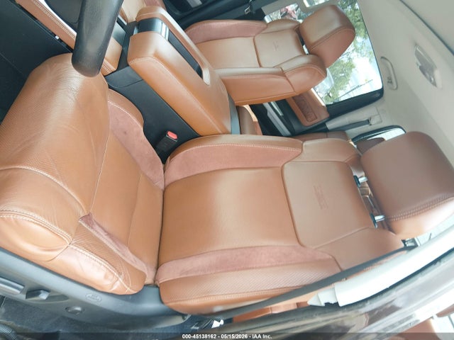 5TFAY5F18KX869935 Toyota Tundra 1794 5.7l V8