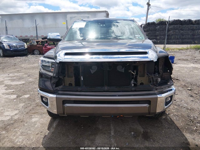 5TFAY5F18KX869935 Toyota Tundra 1794 5.7l V8