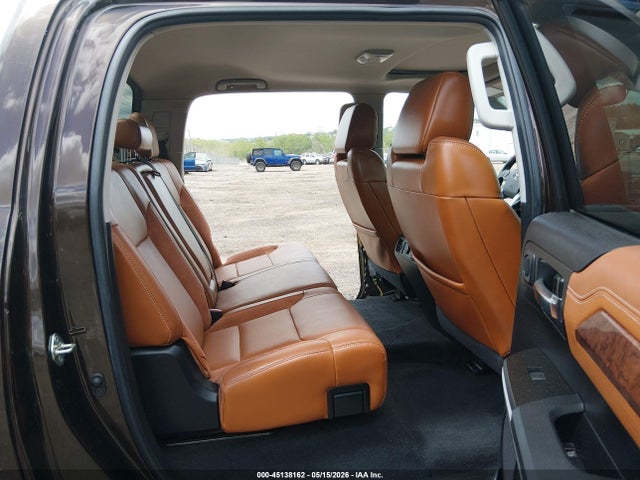 5TFAY5F18KX869935 Toyota Tundra 1794 5.7l V8